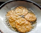 A picture of step 2 of Bagru Puri.