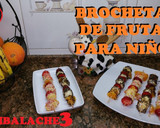 Foto del paso 6 de la receta: Brochetas de frutas para niños