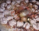 Foto langkah ke 5 dari resep Pentolan tumis asam manis 🍡🍡🍡.