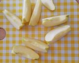 Foto del passaggio 2 della ricetta Spiedini di lombo di maiale con salsa di mele, zenzero e rosmarino