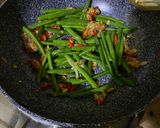 Foto langkah ke 3 dari resep Tumis Baby Buncis Ebi (Menu Sat Set).