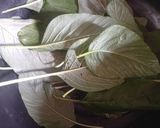 Foto langkah ke 1 dari resep Rempeyek Bayam Pedas dan Renyah.