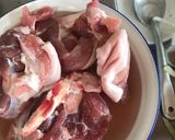 Foto del paso 1 de la receta: Sancocho de tres carnes