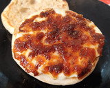 Foto del paso 4 de la receta: Hamburguesa con mermelada de cebolla y queso gallego