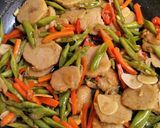 Foto langkah ke 3 dari resep Tumis (Buncis, Wortel, Bakso).