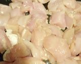 Foto del paso 4 de la receta: Pollo a la crema express