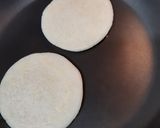 Foto del paso 3 de la receta: Arepa rellena con vegetales frescos y queso # menosde10
