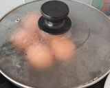 Foto langkah ke 2 dari resep Telur rebus apa rebus telur hanya 5 menit.