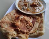 Gambar langkah 7 resipi Roti Canai Telur & Serunding.