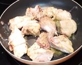 Foto del paso 2 de la receta Pollo a la cerveza con almendras