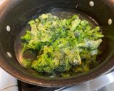 A picture of step 4 of Broccoli Shrimp Alfredo Pasta.