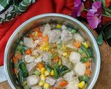 Foto langkah ke 6 dari resep Sop Bakso Vegetables.