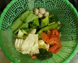 Foto langkah ke 1 dari resep Capcay Kuah.