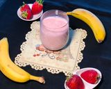 સ્ટ્રોબેરી બનાના સ્મુધી (Strawberry Banana Smoothie Recipe In Gujarati) રેસીપી સ્ટેપ2ફોટો