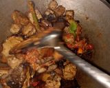 Foto langkah ke 8 dari resep Mangut Ikan Pe (Pari Asap).
