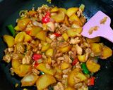 Foto langkah ke 4 dari resep Ayam Kentang Teriyaki.