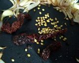 A picture of step 2 of Chanya tonak dry peas curry.