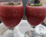 A picture of step 2 of Watermelon juice.