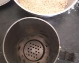 A picture of step 6 of Wheat and hand pound rice puttu.