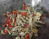 Foto langkah ke 4 dari resep Tumis pare teri.