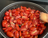 Foto del paso 2 de la receta: Pasta con tomates cherry y gambas
