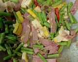 Foto langkah ke 4 dari resep Buncis oseng"smoked beef tahu kuning".