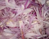 A picture of step 2 of Chicken korma.