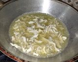 Foto langkah ke 3 dari resep Tumis Usus Ayam.