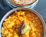 A picture of step 4 of Bottle gourd-Pumpkin and Chana daal sabzi.