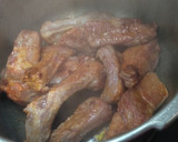 Foto del paso 1 de la receta: Guiso de costillas con patatas