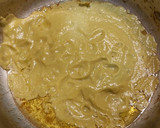 Foto del paso 4 de la receta: Chuletas de pavo en salsa