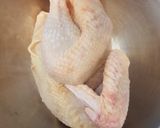 Hình bước làm 1 của món Gà Ta Hấp Hành Gừng