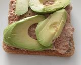 Foto del paso 1 de la receta Sándwich de atún y aguacate
