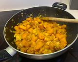 A picture of step 4 of Butternut squash and spinach curry.