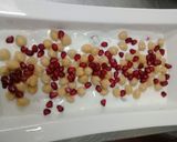 A picture of step 4 of Toasted Bread with yogurt Salata.