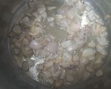 A picture of step 1 of Lauki bhujia.