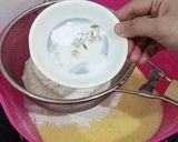 A picture of step 4 of Marble Cake.