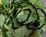 Foto del paso 3 de la receta: Ensalada de espinacas con bacon