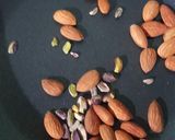 A picture of step 4 of Healthy Trail Mix With Roasted Sunflower Seeds.