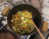 Foto del paso 6 de la receta: Lomo con verduras salteadas