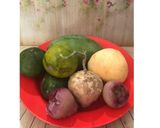 Foto langkah ke 1 dari resep Diet Juice Mango Orange Rose Apple Jicama Guava.
