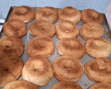 Foto del paso 4 de la receta: Donas caseras cubiertas de chocolate