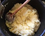 Gluténmentes sajtos pufi pogácsa recept fázis 1 fotója