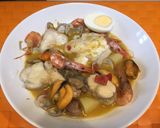 Foto del paso 7 de la receta: Caldereta de rape y cocochas de bacalao