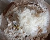 A picture of step 2 of Mooli parantha.