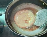 A picture of step 4 of Aloo KI POORI (KACHORI).