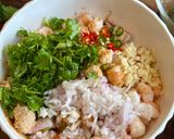 A picture of step 3 of Spicy Thai Shrimp Salad.