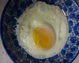 Foto langkah ke 1 dari resep Telur mata sapi.