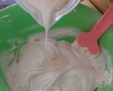 Foto langkah ke 4 dari resep Bolu lapis kukus.