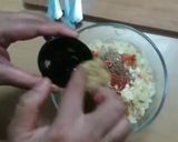 A picture of step 7 of Aloo Paratha.